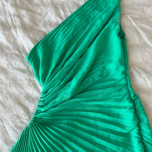 A.L.C. Delfina Satin One Shoulder Pleated Gown - Picture 2 of 4